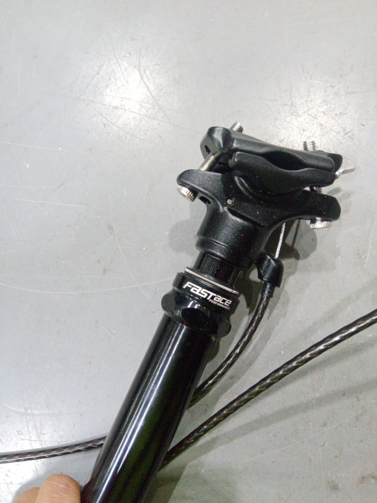 FASTACE FSP-301 Dropper Seatpost MTB 125mm Travel 27.2mm External Cable Routing Remote (Scratched)